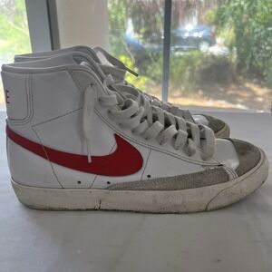 Nike‎ Blazer Mid '77 Habanero Red White Sail Sneaker Women's Size 8 CZ1055-101